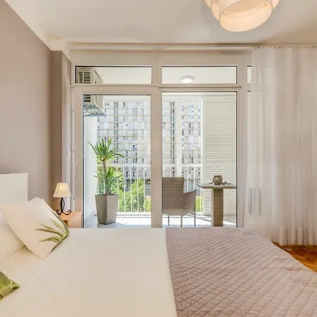 Nada Pensionat Split