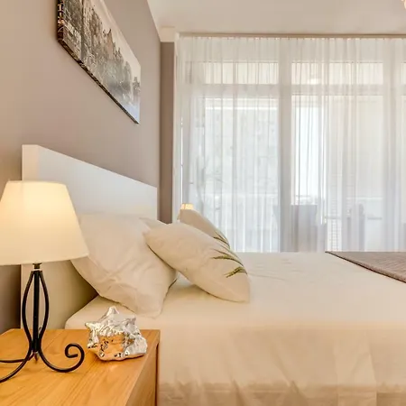 Guest house Nada